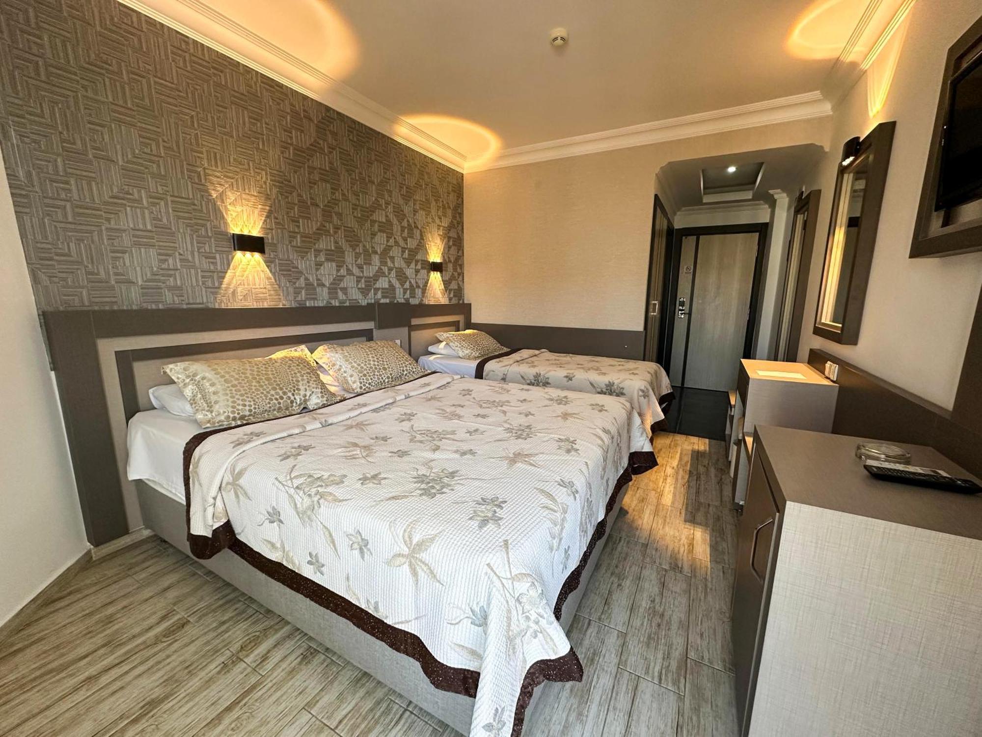Standard Triple Room,1625483103:JPEG
